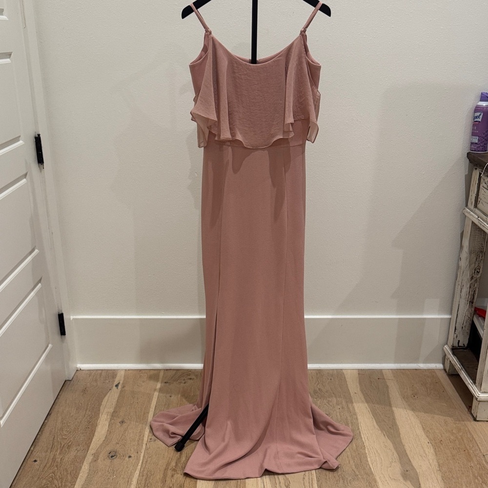 Dress the Population‎ Dusty Rose Ruffle Maxi Dress